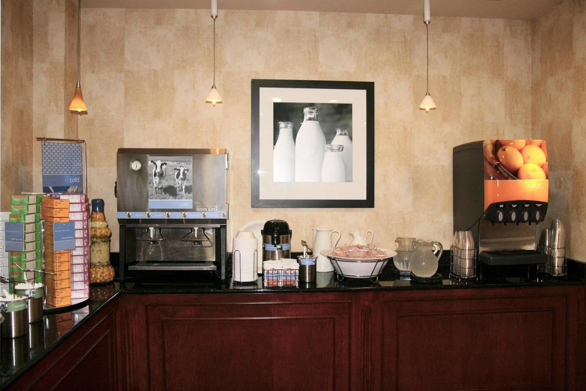 Hampton Inn & Suites Bolingbrook Restaurante foto